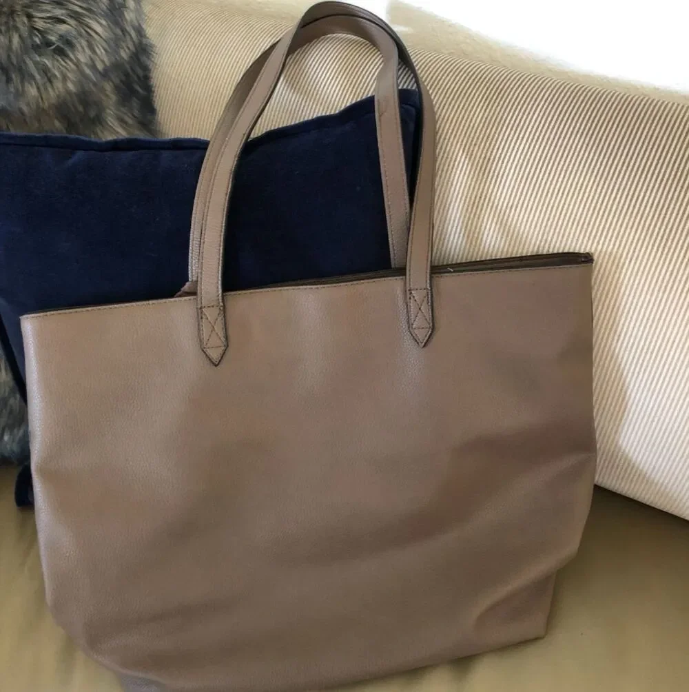 Kate & Alex Cuffaro cute tote
